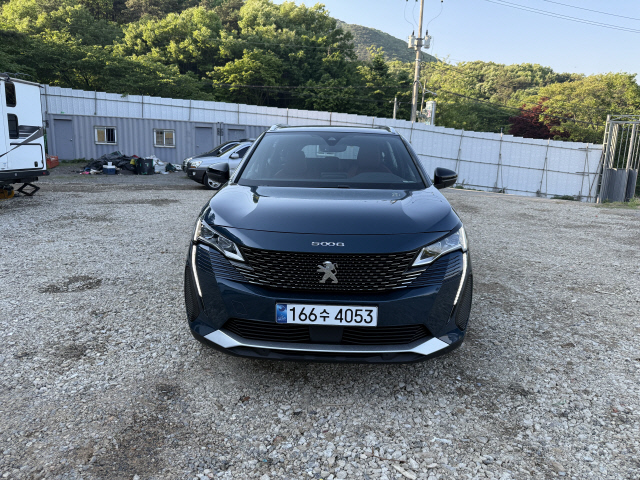 [+Cars]   ̺йи SUV ο  `Ǫ 5008`